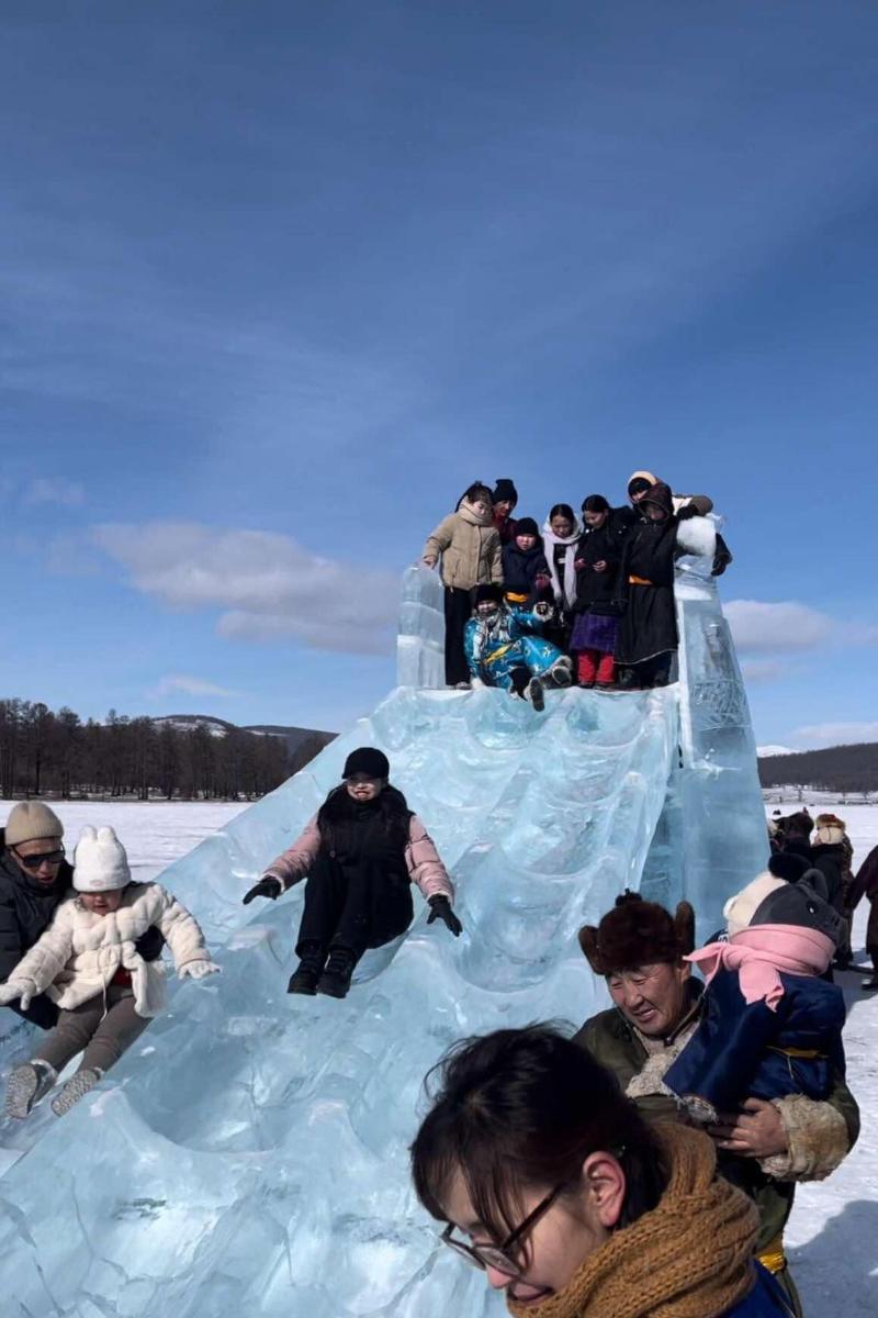 氷祭りの様子