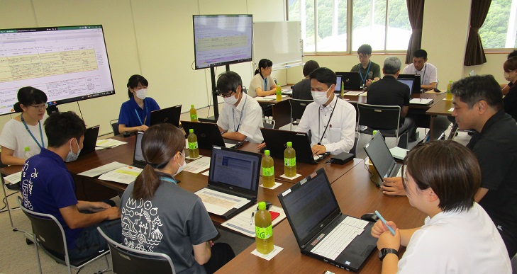 全体会