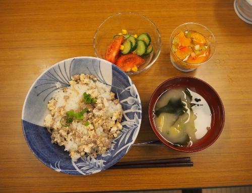 地元食材を使った料理が完成しました