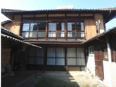 山下家養蚕小屋外観