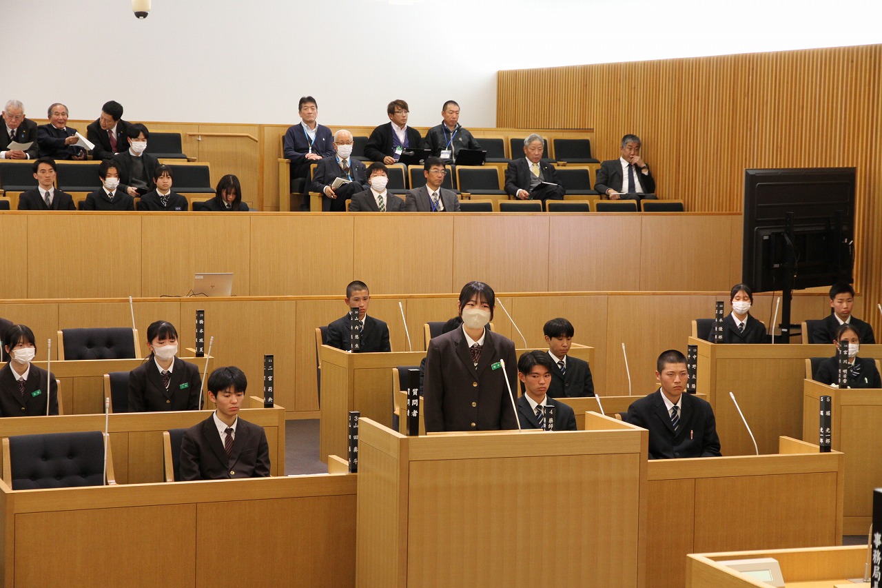 R07年12月24日_高校生と議会との意見交換会2