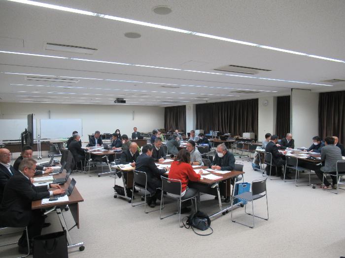 第4回西予市中学校再編検討委員会