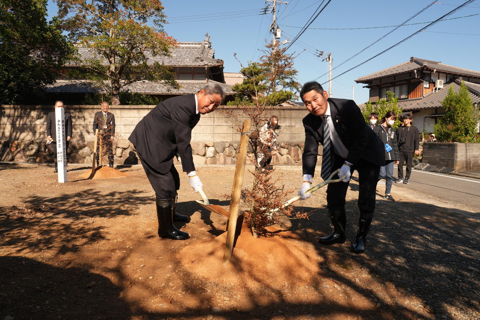 記念植樹（議長）