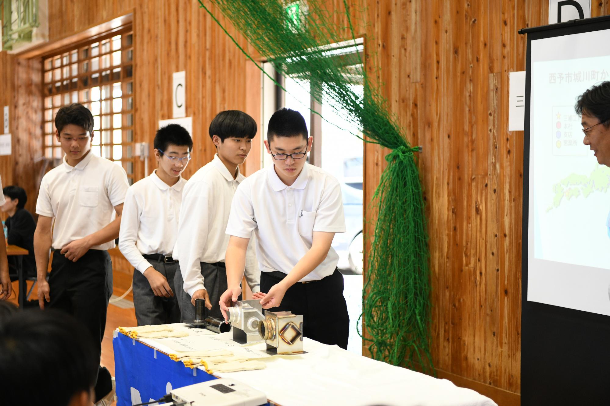 合同企業説明会生徒の様子