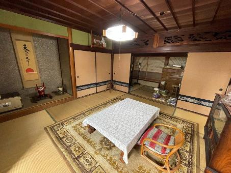 detached 三瓶町二及